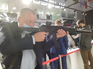bztRibJ7CK0